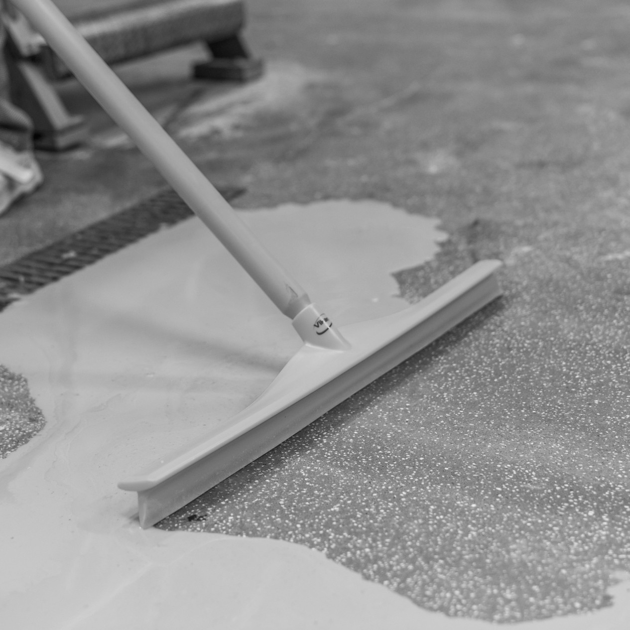 Raclette Douche NEXROLA - Manche Inox Réglable, Lame Silicone 35 Cm, Pour Vitres, Miroirs Et Sols